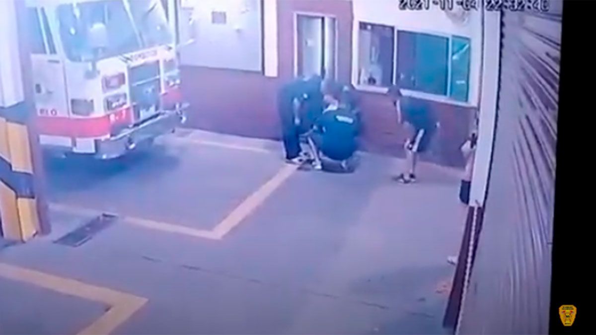 Los bomberos voluntarios de Merlo le salvaron la vida a una beba.