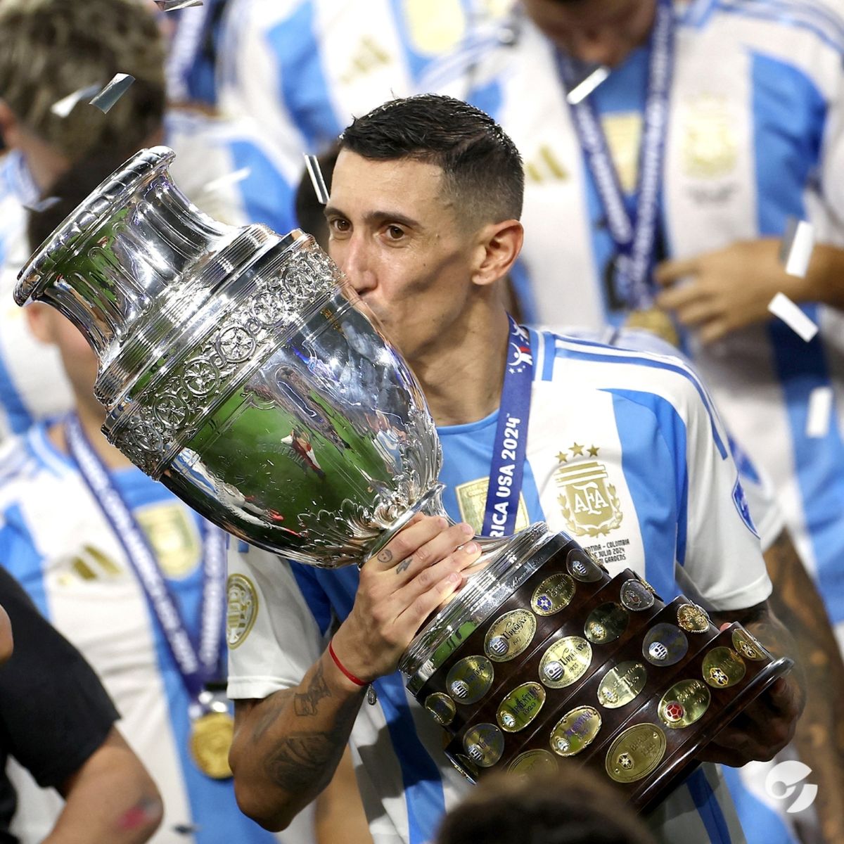 Di María alzó su sexto título con la camiseta de la Selección argentina. Di María alzó su sexto título con la camiseta de la Selección argentina.