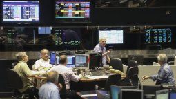 La Bolsa subió y el Riesgo País cedió a 2.164 puntos