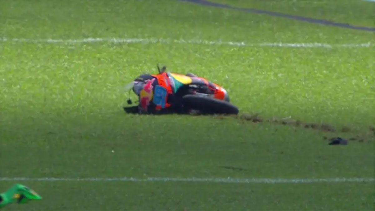 VIDEO: el estremecedor choque en el Moto3 del Gran Premio de Malasia