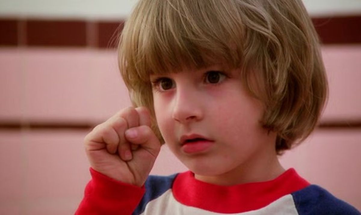 El niño tuvo una buena experiencia en el rodaje de la película. El niño tuvo una buena experiencia en el rodaje de la película.