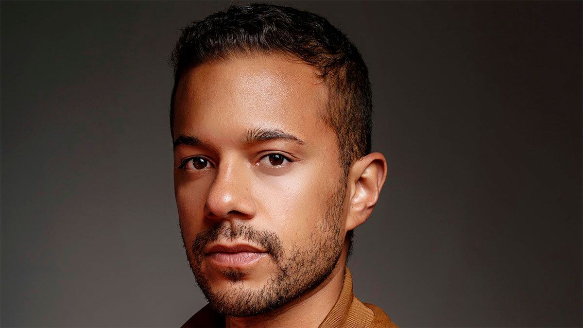 Pierre Louis es uno de los protagonistas de&nbsp;La gran seducción, nueva película de Neteflix.