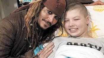 Jack Sparrow visitó a niños en un hospital