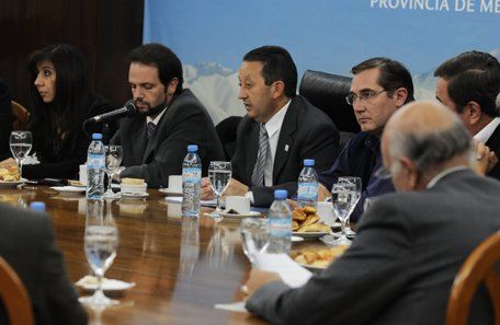 Los partidos y legisladores apoyaron al Gobierno