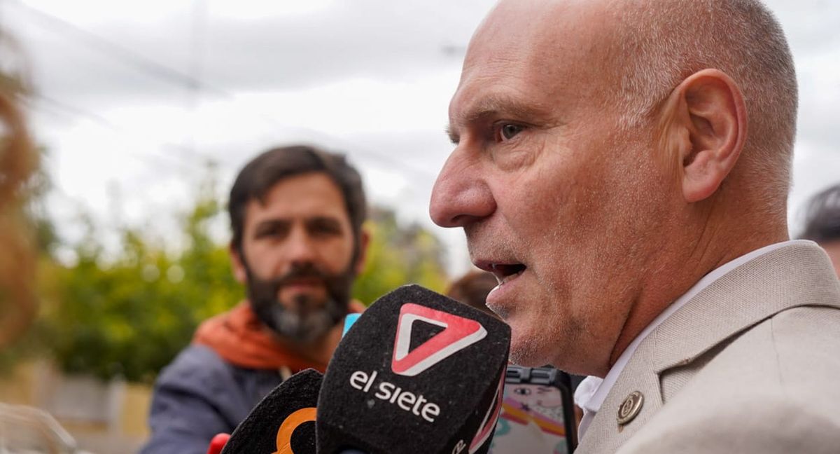 El presidente de la Junta Electoral Provincial, Dalmiro Garay dio detalles de la primera parte de la jornada electoral.