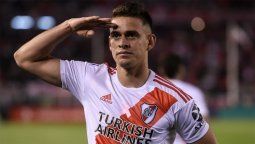 A Santos Borré le preguntaron si quería irse de River y dejó una respuesta  contundente