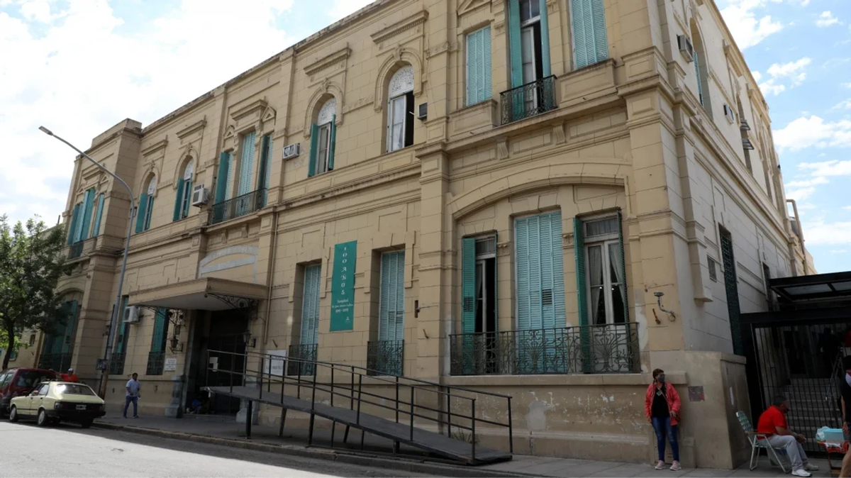 Un joven policía de 23 años le metió un balazo en la cabeza a su novia embarazada Un joven policía de 23 años le metió un balazo en la cabeza a su novia embarazada