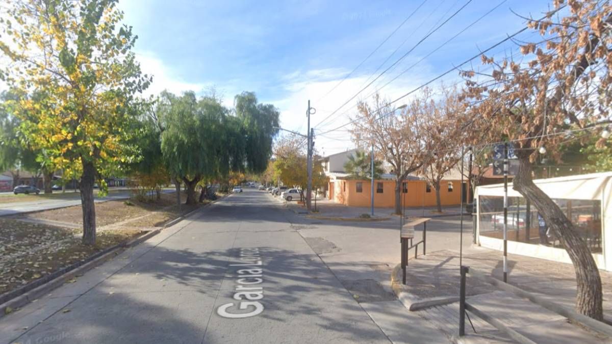 El robo ocurrió en Godoy Cruz, donde la víctima estacionó su camioneta y al regresar delincuentes le sacaron $6.600.000.