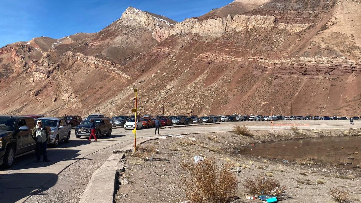 Así lucía la montaña este sábado en Horcones, muy cerca de la frontera con Chile. Así lucía la montaña este sábado en Horcones, muy cerca de la frontera con Chile.
