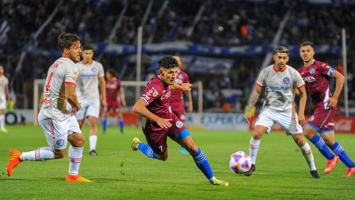 Godoy Cruz lleva 9 partidos sin triunfos