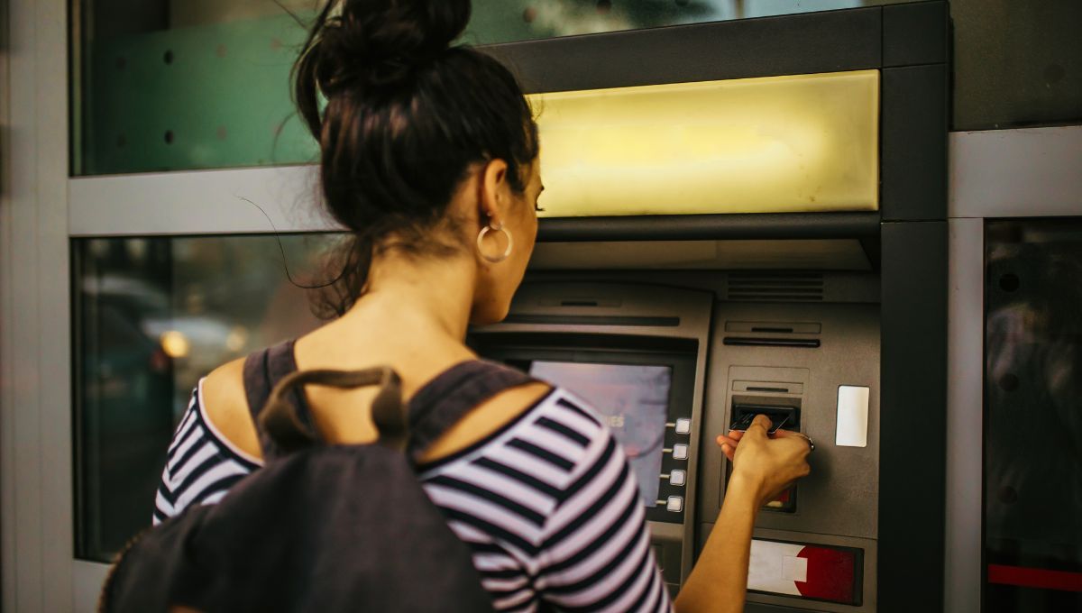 Cuánto dinero en efectivo se puede extraer por cajero automático según el banco en junio 2025