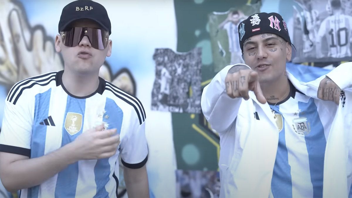 Bizarrap y Duki la rompen con el nuevo tema que le compusieron a la Selección argentina, campeona del Mundial Qatar 2022.