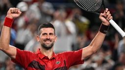 Novak Djokovi avanzó a octavos de final del Masters de Shangai. 