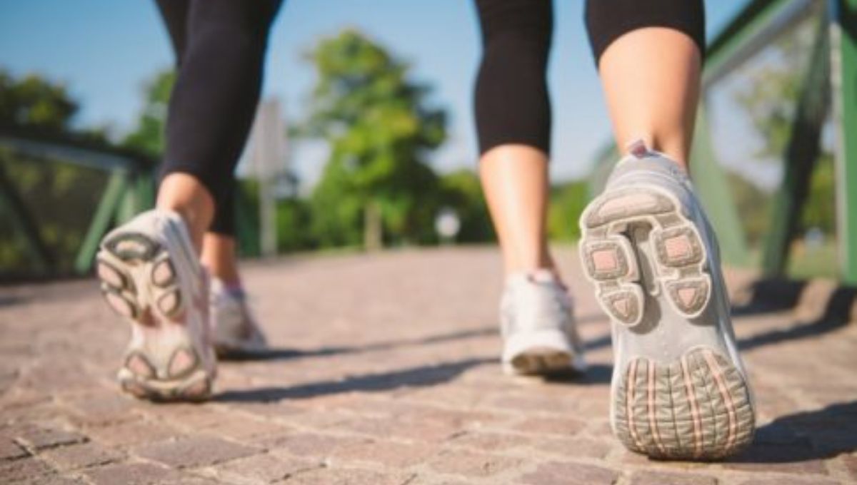 El ejercicio de 5 minutos que quema más calorías por minuto que caminar 10.000 pasos