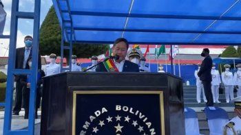 Advertencia del presidente de Bolivia a militares