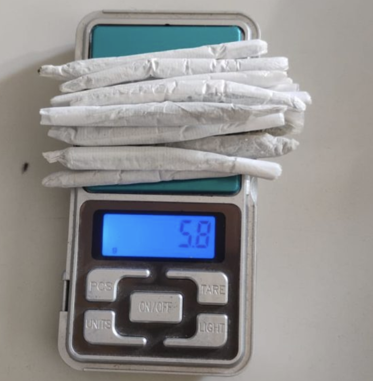 Los cigarrillos de marihuana que halló la Policía. Los cigarrillos de marihuana que halló la Policía.