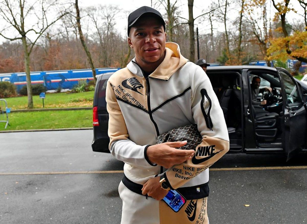 Kylian Mbappé ya está entrenando en el PSG