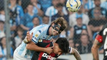 River cae ante Racing por los octavos de final del Torneo Clausura River cae ante Racing por los octavos de final del Torneo Clausura