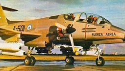 El día en que un Argentina construyó un avión tan resistente que hizo dudar a las potencias y fue secuestrado. Fuente: Malvinas Guerra Aérea El día en que un Argentina construyó un avión tan resistente que hizo dudar a las potencias y fue secuestrado. Fuente: Malvinas Guerra Aérea