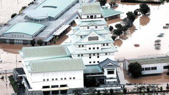 Inundaciones causaron desastres en varias zonas cerca de Tokio y hay 22 desaparecidos