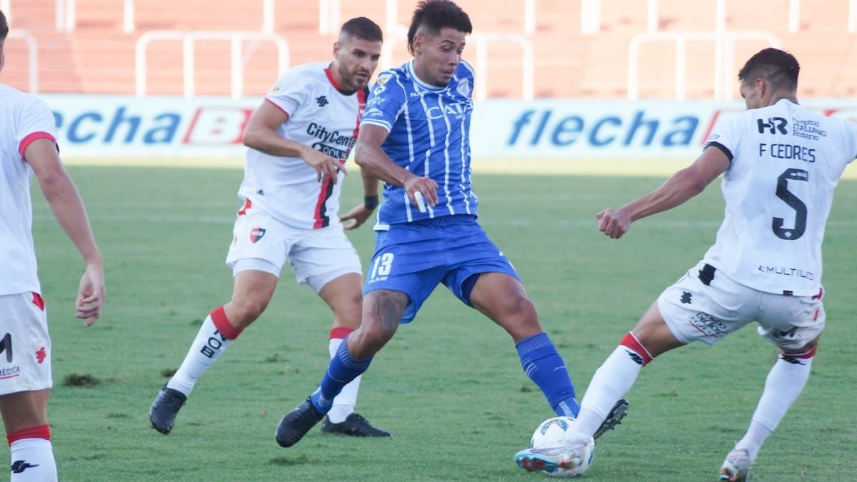 Nicolás Fernández se lamentó el empate ante Newell's, pero valoró que el equipo sigue puntero. Nicolás Fernández se lamentó el empate ante Newell's, pero valoró que el equipo sigue puntero.
