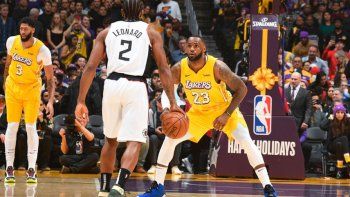Los Clippers vencieron a los Lakers en el clásico angelino
