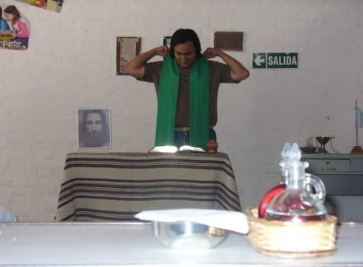 A punto de comenzar una misa. A punto de comenzar una misa.