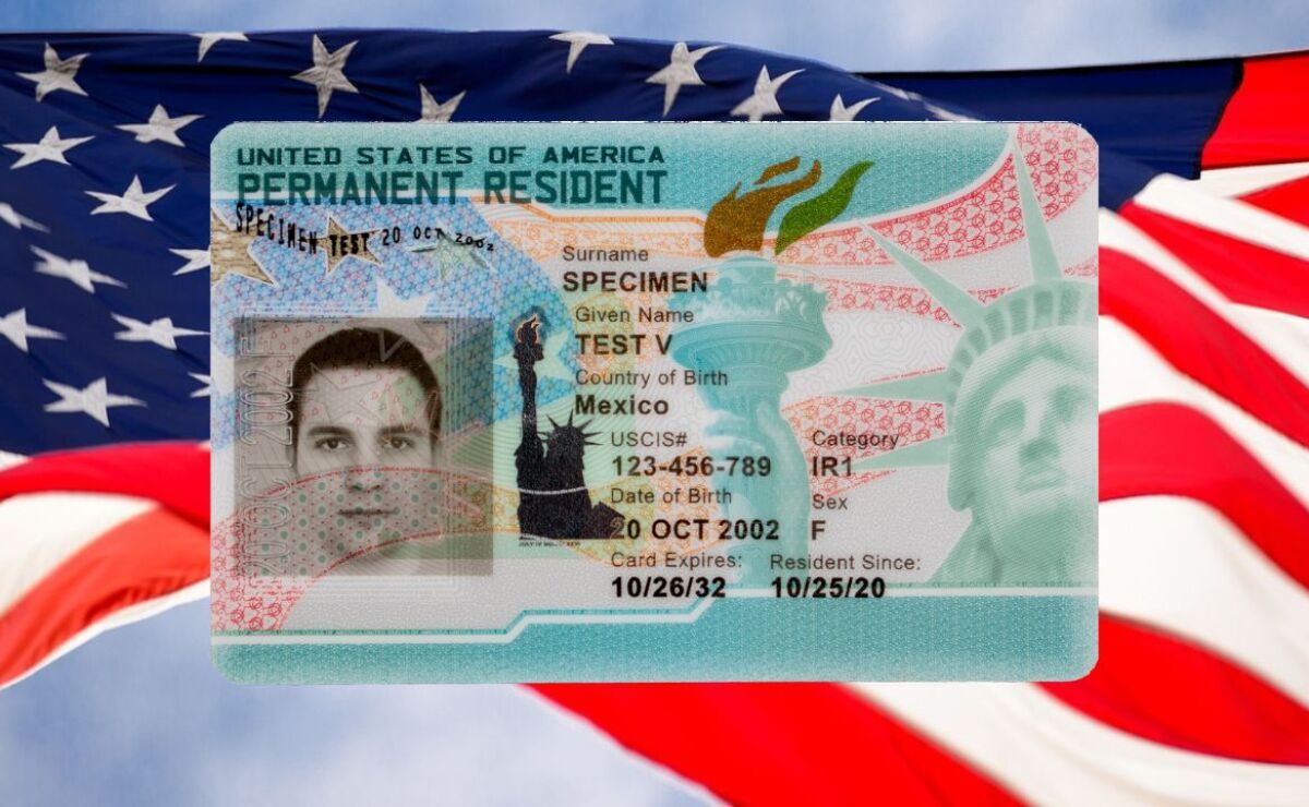 Obtener la green card es un sueño para muchos.