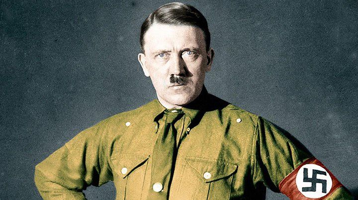 Un argentino se quedó con la última chaqueta militar de Hitler