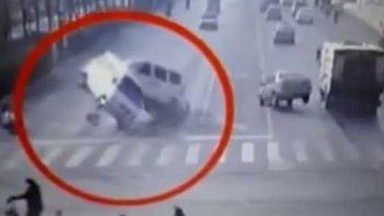 Insólito accidente de autos 