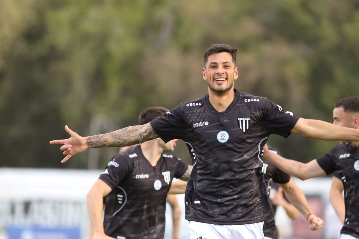 Nicolás Ferreyra fue muy importante con su goles en el torneo de la Primera Nacional.