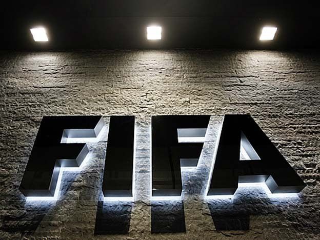 ¿Cuánto facturó la FIFA en 2013?