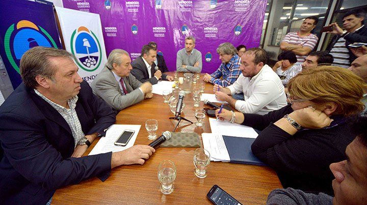 Paritarias en Salud: los no profesionales rechazaron el 23% ofrecido por el Gobierno