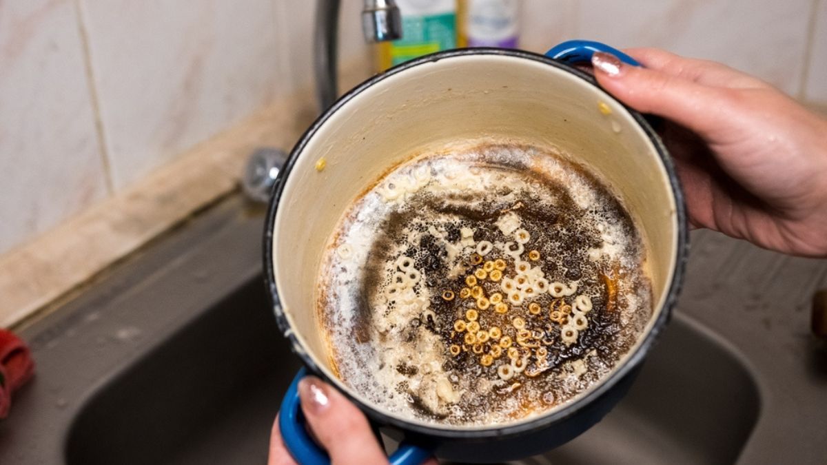 Cómo quitar las manchas negras del interior de las ollas en pocos pasos y sin frotar con virulana