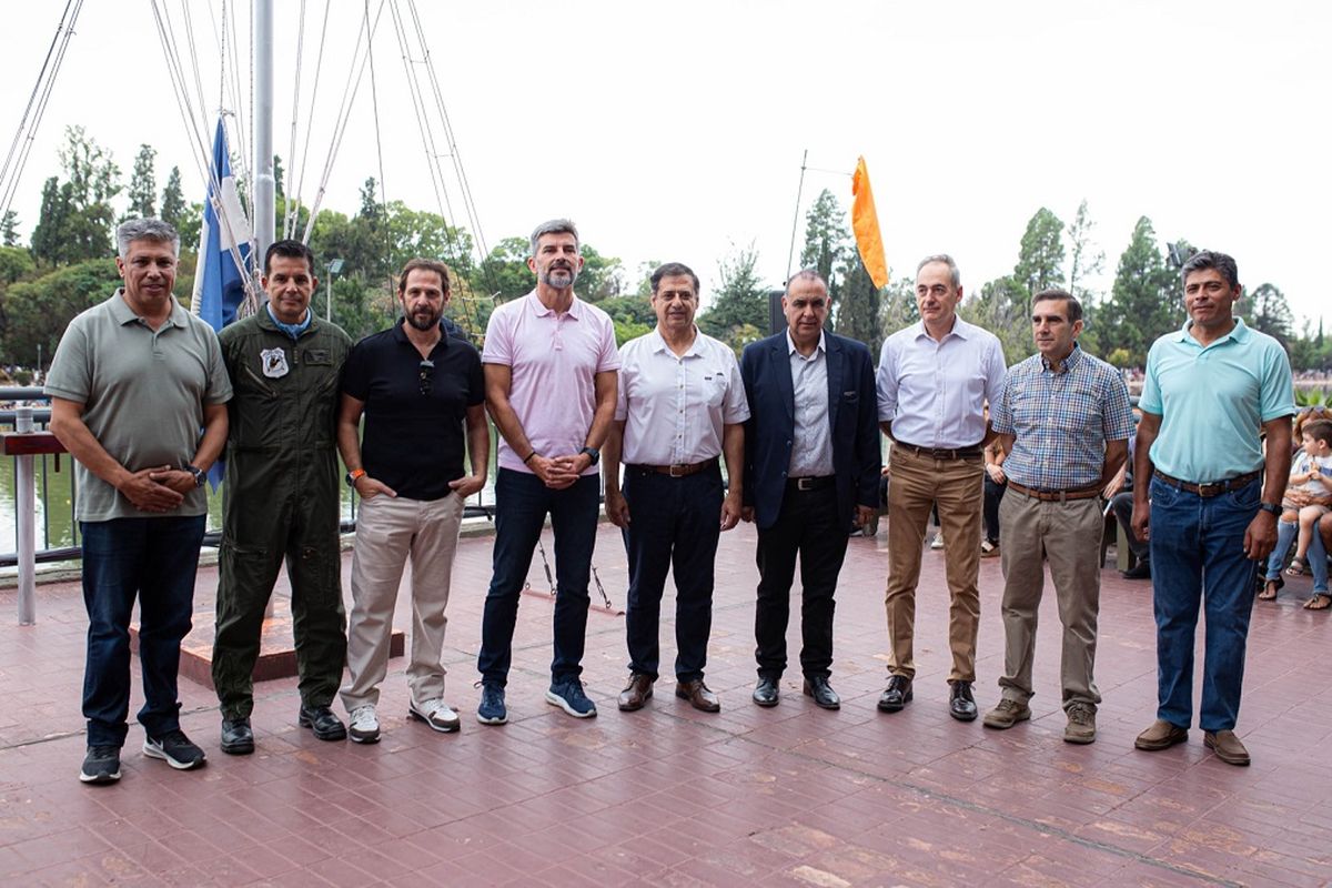 Estuvieron presentes autoridades nacionales, provinciales y municipales. Estuvieron presentes autoridades nacionales, provinciales y municipales.