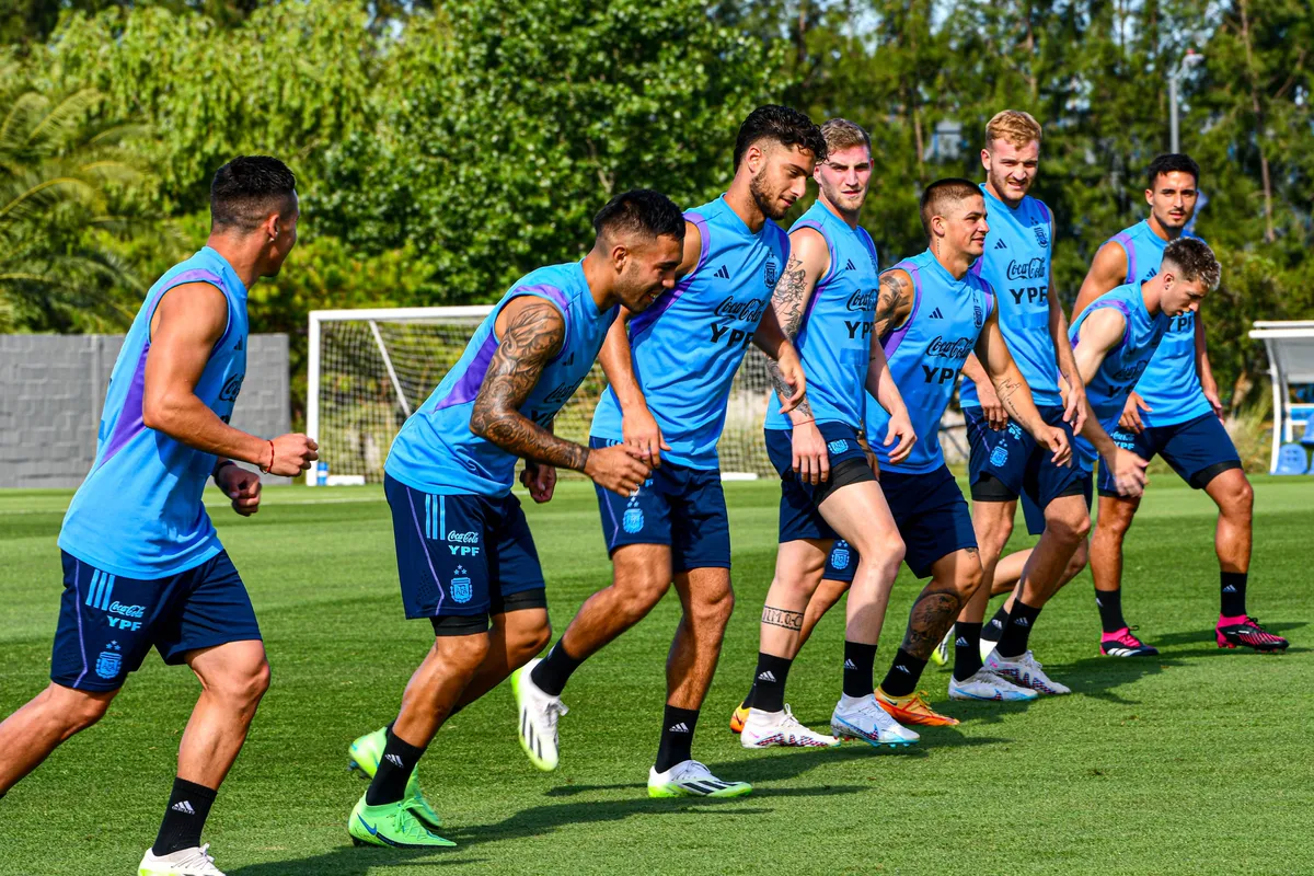 La Selección argentina Sub 23 definió el plantel para viajar a Venezuela