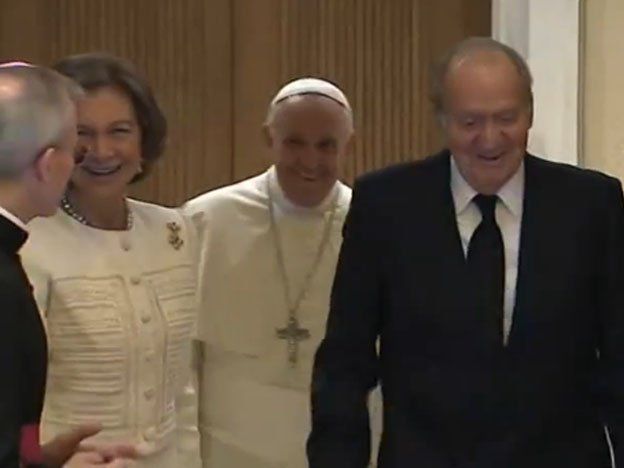 Video: la broma que le hizo el Papa al rey de España