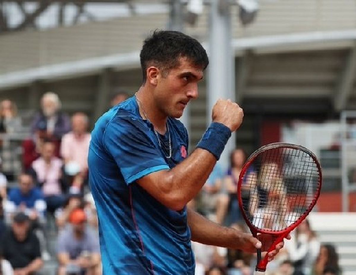 Burruchaga ingresó al cuadro principal de Roland Garros. Burruchaga ingresó al cuadro principal de Roland Garros.