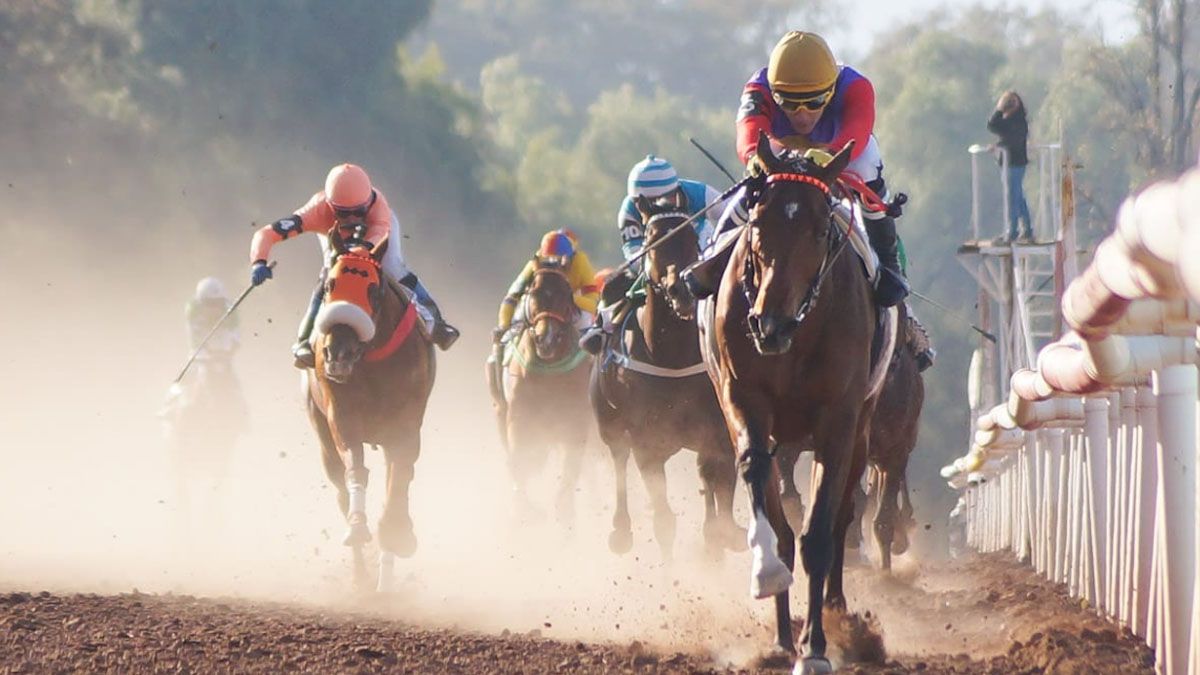 Este jueves se corre el Clásico Santo Patrono Santiago. El ganador de la edición 2023 fue Kennedy Back, con récord de tiempo para los 2.200m.