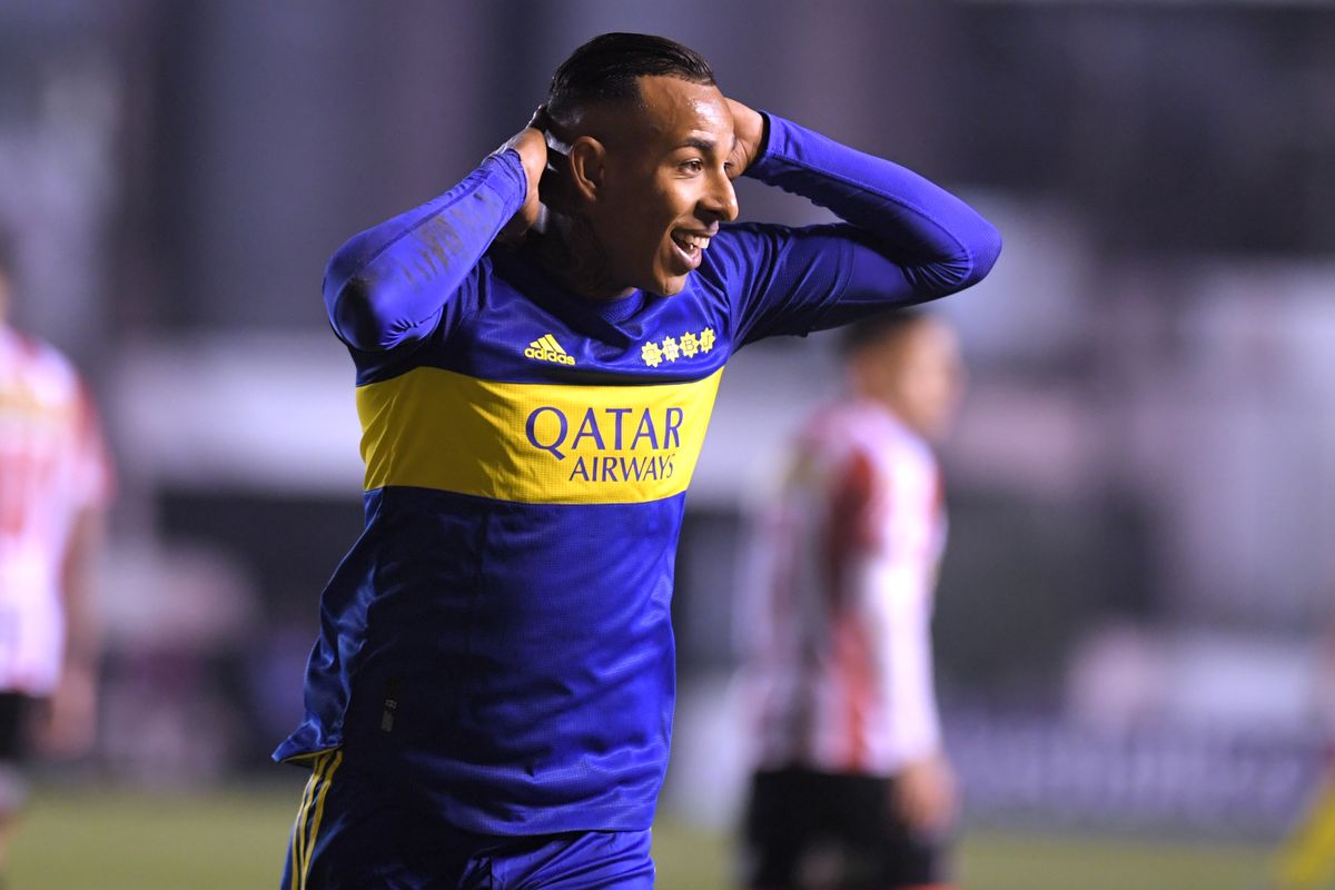 Villa hizo el primero de Boca ante Barracas Central