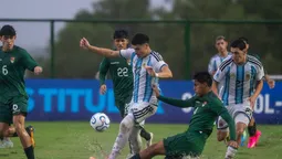 Argentina no pudo con Bolivia, pero se clasificó.