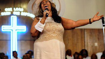 Aretha Franklin cantó para sus difuntos padre y hermano