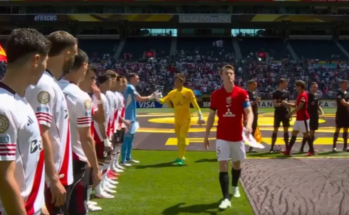 El capitán de Urawa Red Diamons sorprendió al mundo River con su actitud