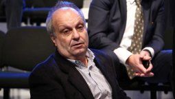 El gobierno respondió a las críticas que Adrián Paenza hizo en la TV Pública