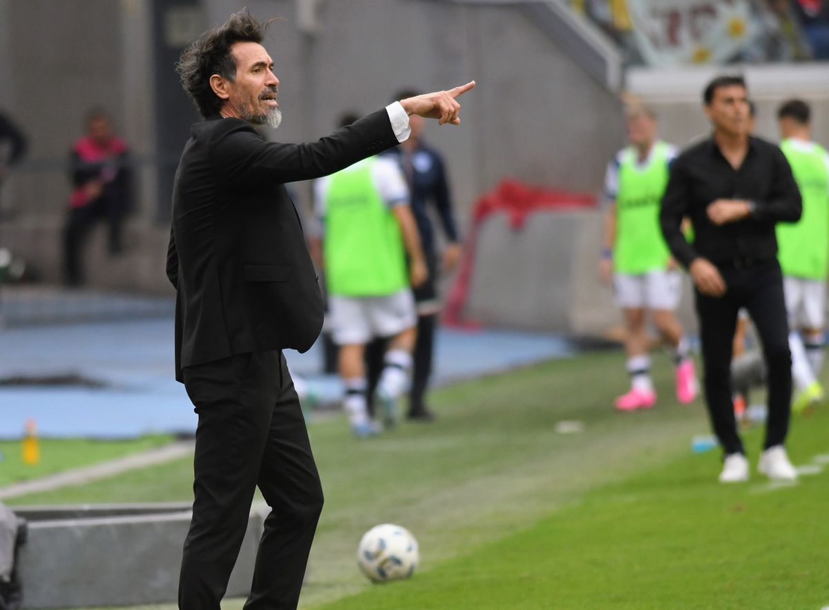 Eduardo Domínguez ganó otro título con Estudiantes.