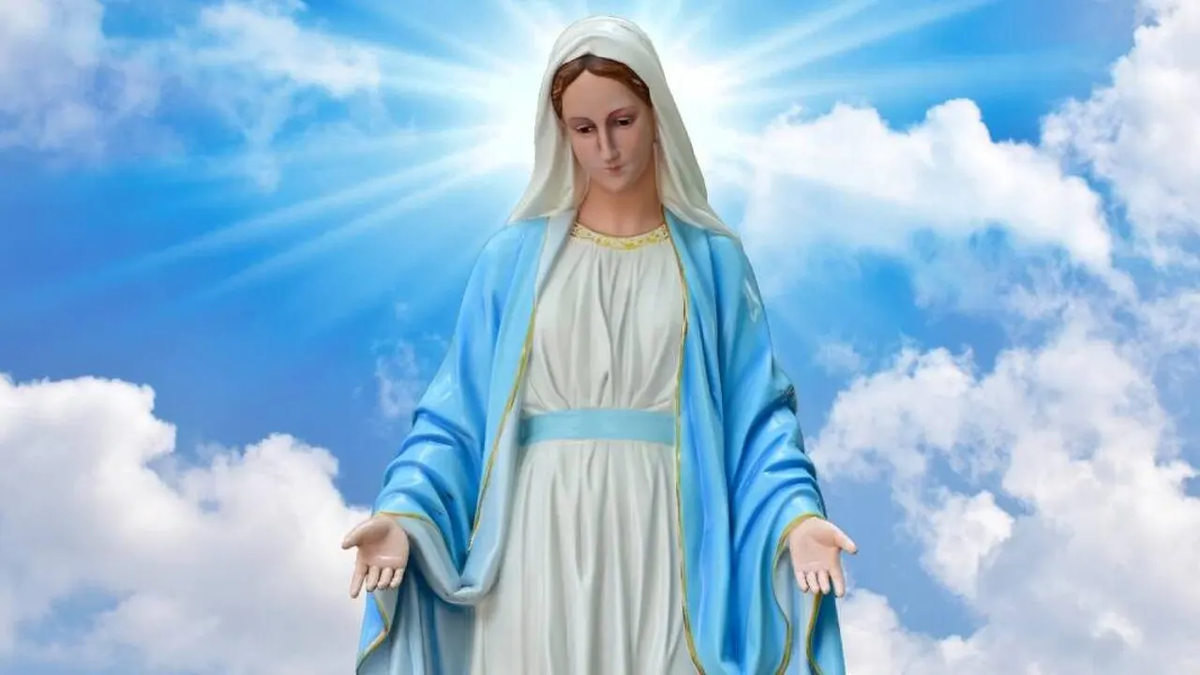 La Virgen María fue concebida milagrosamente por Joaquín y Ana. La Virgen María fue concebida milagrosamente por Joaquín y Ana.