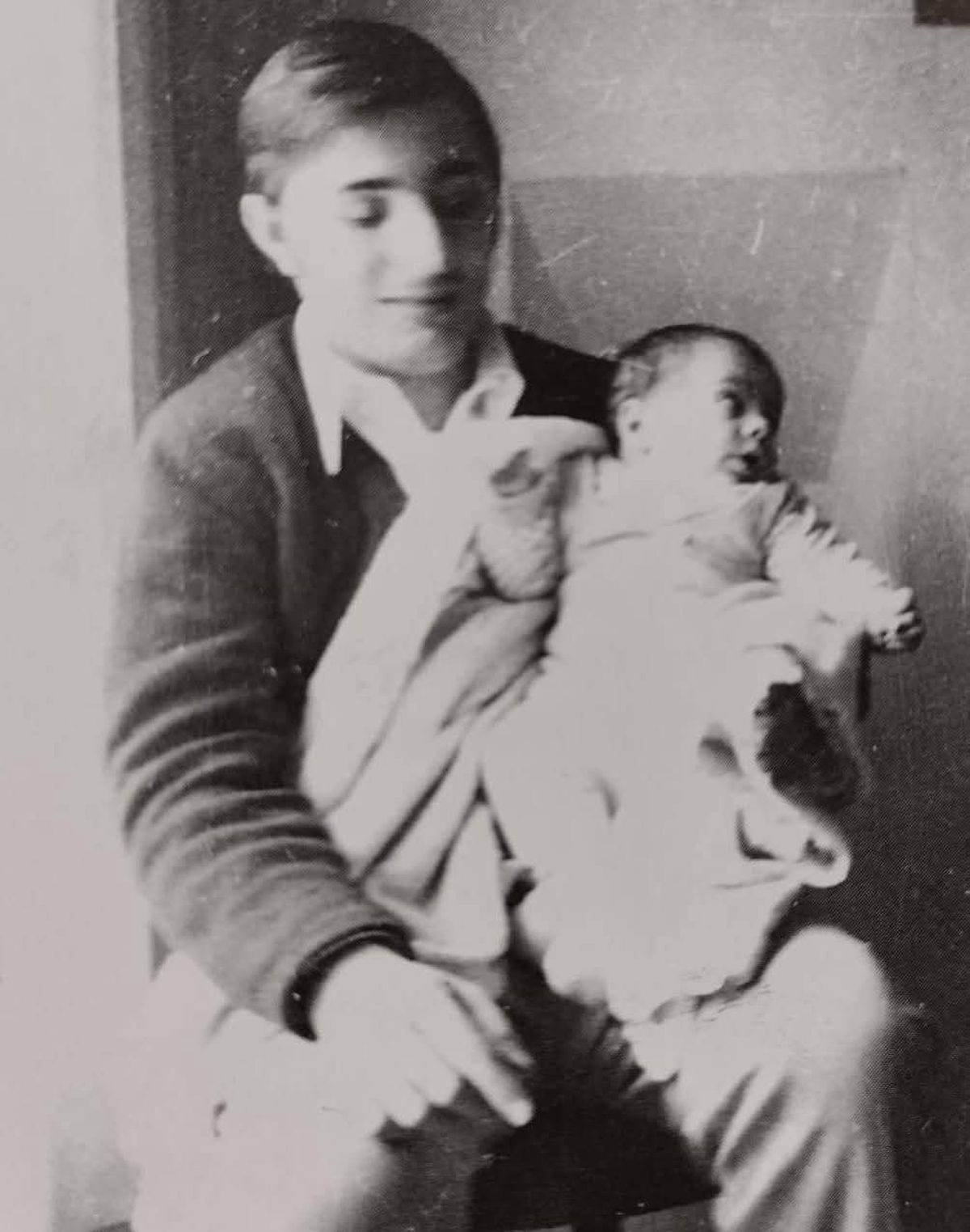 Eduardo Valverde y su hijo mayor, Juan.