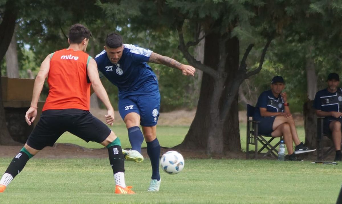Independiente Rivadavia jugará su segundo amistoso de pretemporada contra Deportivo Maipú este sábado, a puertas cerradas.