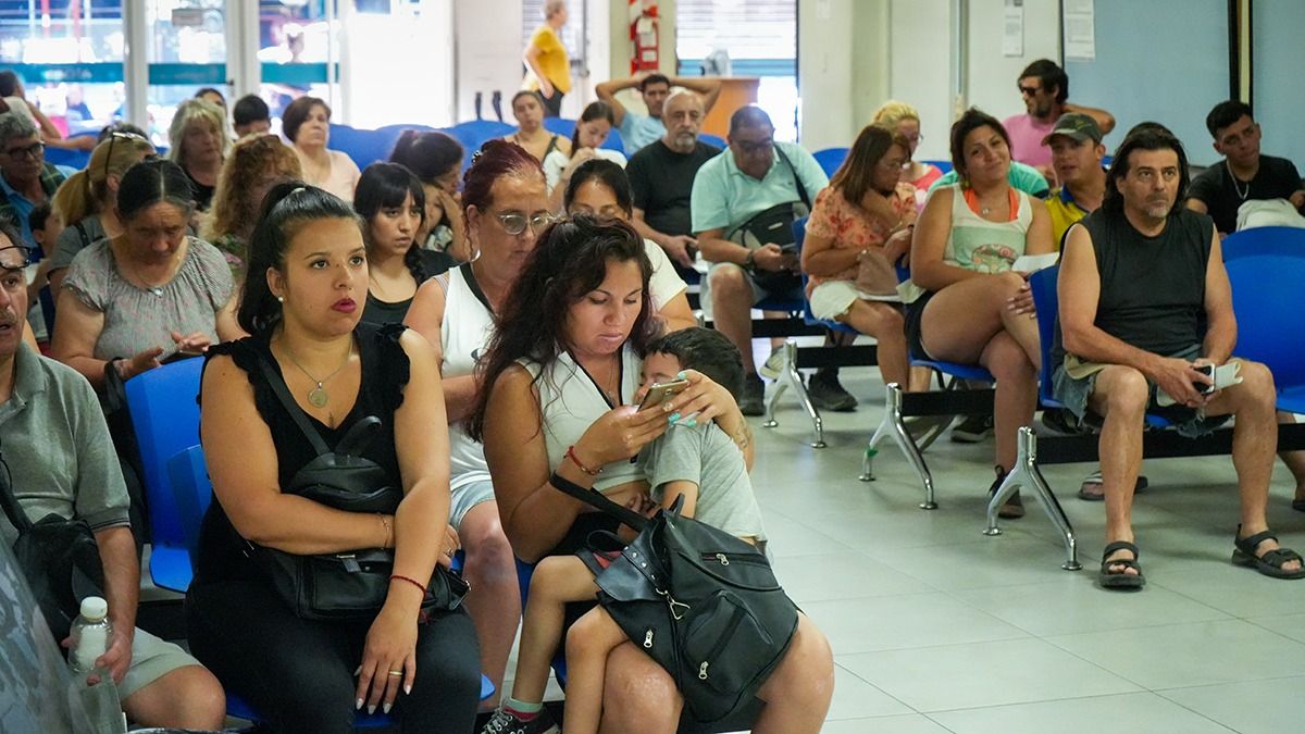 AUH de ANSES para DNI terminado en 3: fecha confirmada de cobro en agosto y montos con aumento
