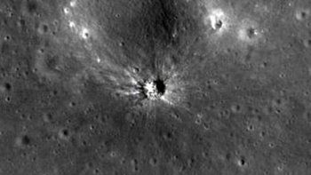 Hallan el cráter de la mayor explosión en la Luna